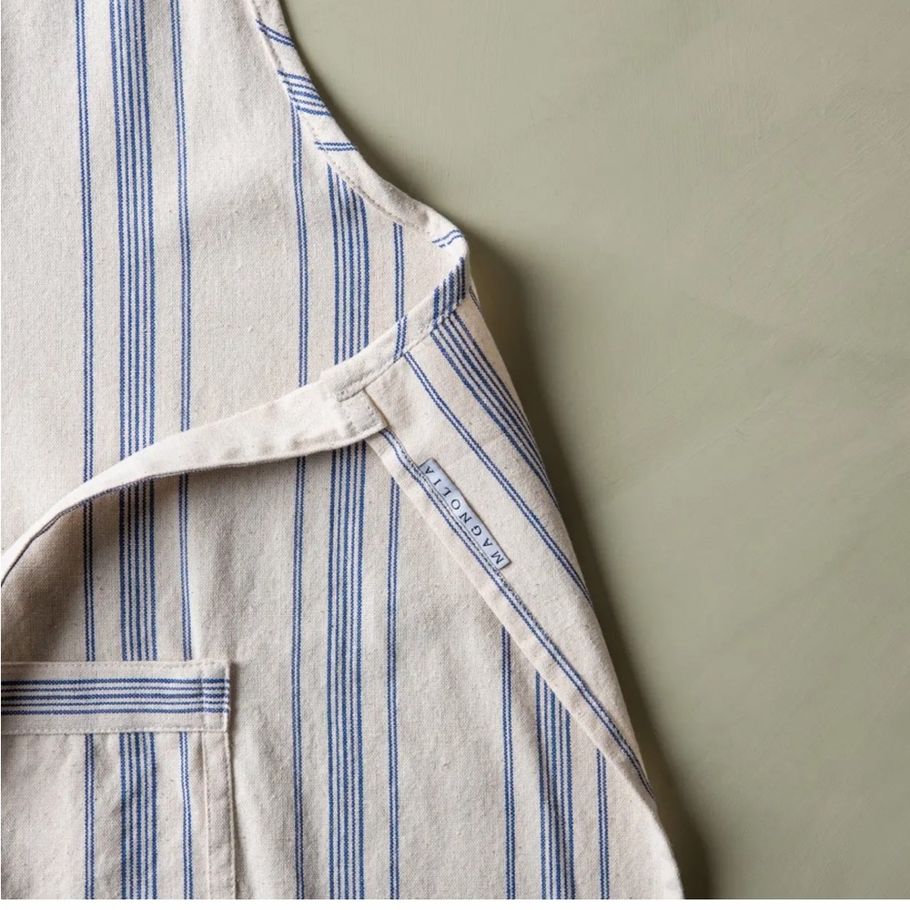 Magnolia Apron